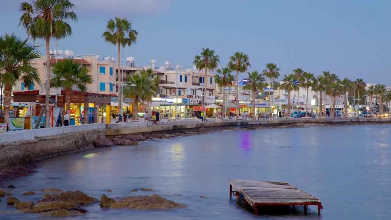 Beautiful Apartment In Harbour Paphos, Central & Close To Beach Kültér fotó